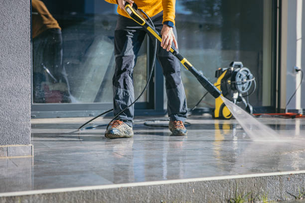 Best Garage Pressure Washing  in Euclid, OH